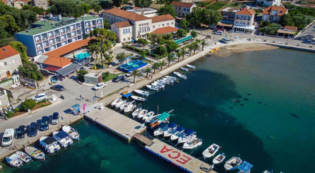 Hotel Lumbarda Hotel Lumbarda