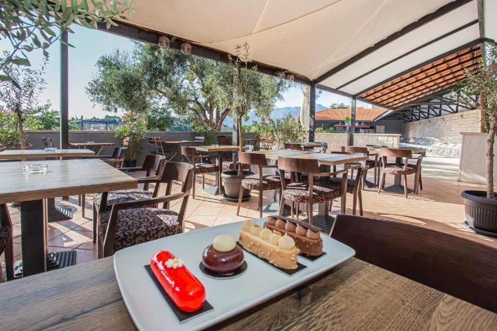 Hotel Hotel Lumbarda 3*